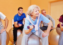 Mit Seniorensport gesund und fit bis ins hohe Alter Mit Seniorensport gesund und fit bis ins hohe Alter